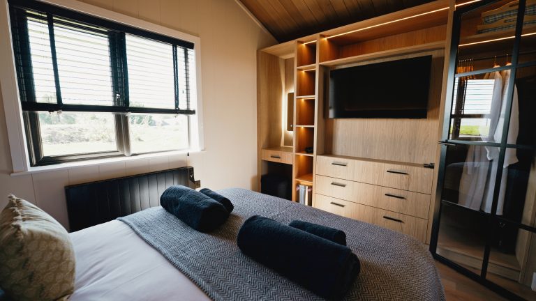 luxury airbnb bedroom photography in scotland